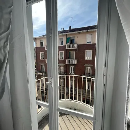 Apartment Da Amelie - Casa Giovanni A Pochi Passi Dalla Fermata Metro Racconigi Di *